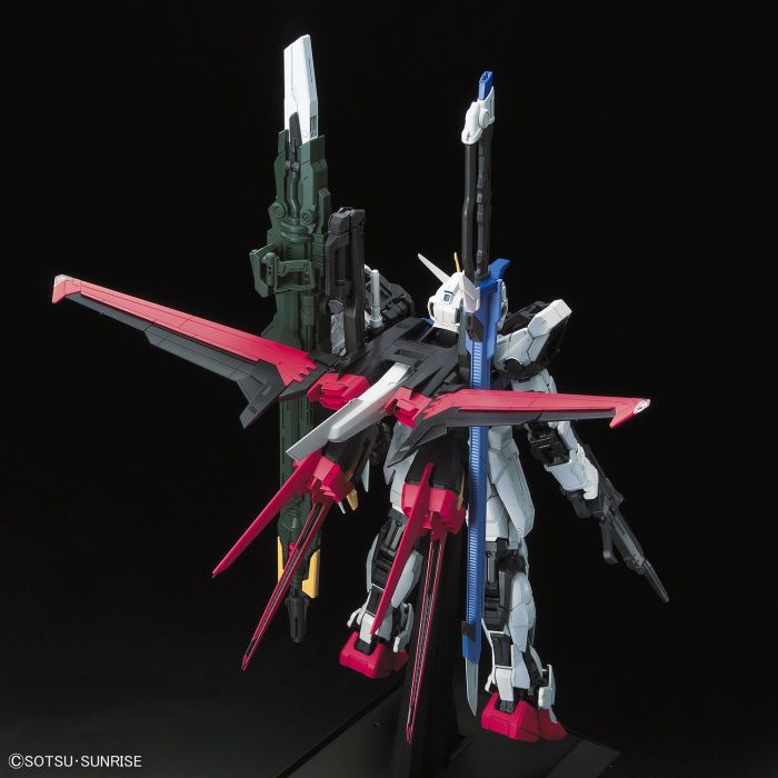 Load image into Gallery viewer, Perfect Grade 1/60 - GAT-X105+AQM/E-YM1 Perfect Strike Gundam
