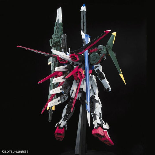 Perfect Grade 1/60 - GAT-X105+AQM/E-YM1 Perfect Strike Gundam