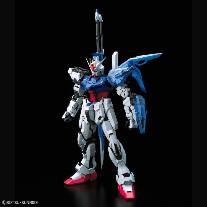 Load image into Gallery viewer, Perfect Grade 1/60 - GAT-X105+AQM/E-YM1 Perfect Strike Gundam
