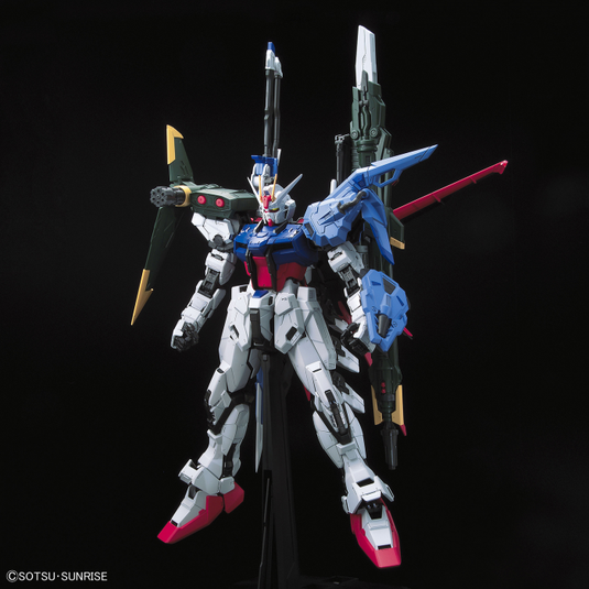 Perfect Grade 1/60 - GAT-X105+AQM/E-YM1 Perfect Strike Gundam