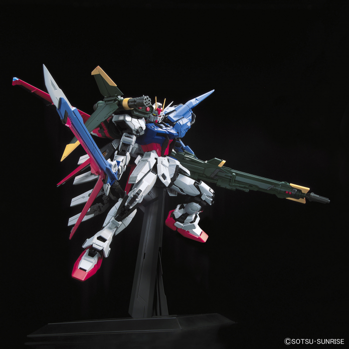 Load image into Gallery viewer, Perfect Grade 1/60 - GAT-X105+AQM/E-YM1 Perfect Strike Gundam
