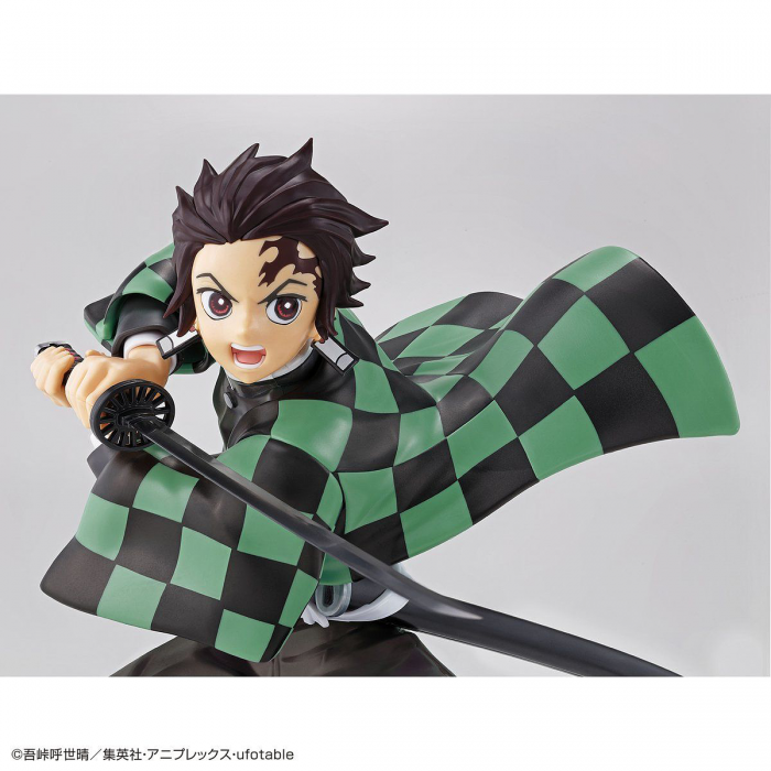 Load image into Gallery viewer, Bandai - Demon Slayer: Kimetsu No Yaiba - Kamado Tanjiro Model Kit
