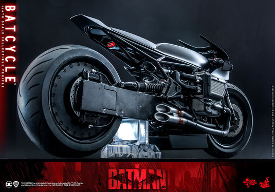 Hot Toys - The Batman: Batcycle