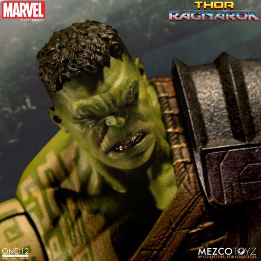Mezco Toyz - One:12 Thor Ragnarok Gladiator Hulk Action Figure