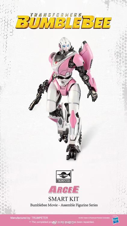 Load image into Gallery viewer, Trumpeter - Smart Model Kits - Transformers Bumblebee Movie: Arcee
