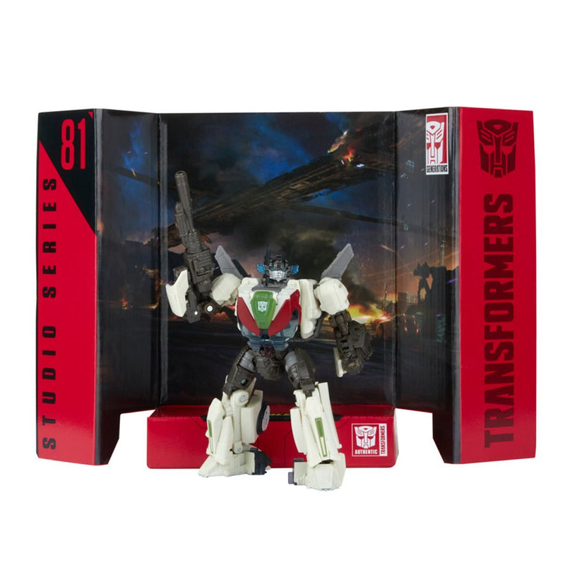 Load image into Gallery viewer, Transformers Generations Studio Series - Deluxe Wheeljack 81
