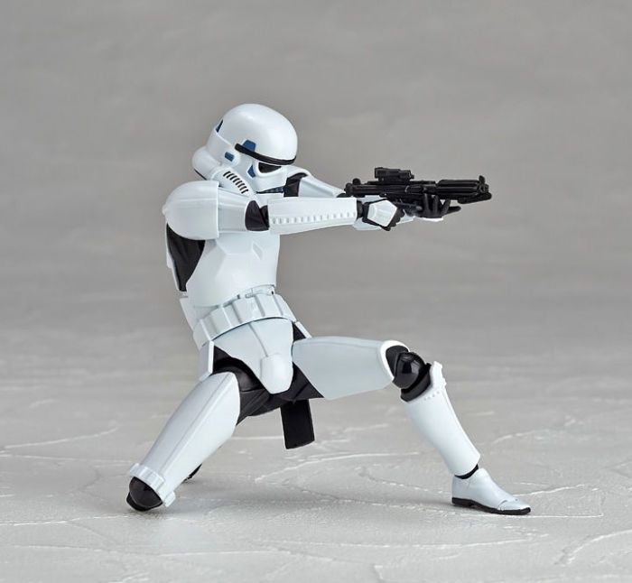 Load image into Gallery viewer, Kaiyodo - Star Wars Revo #002: Stormtrooper
